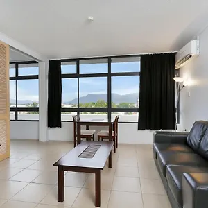 Hotel Sunshine Tower, Cairns