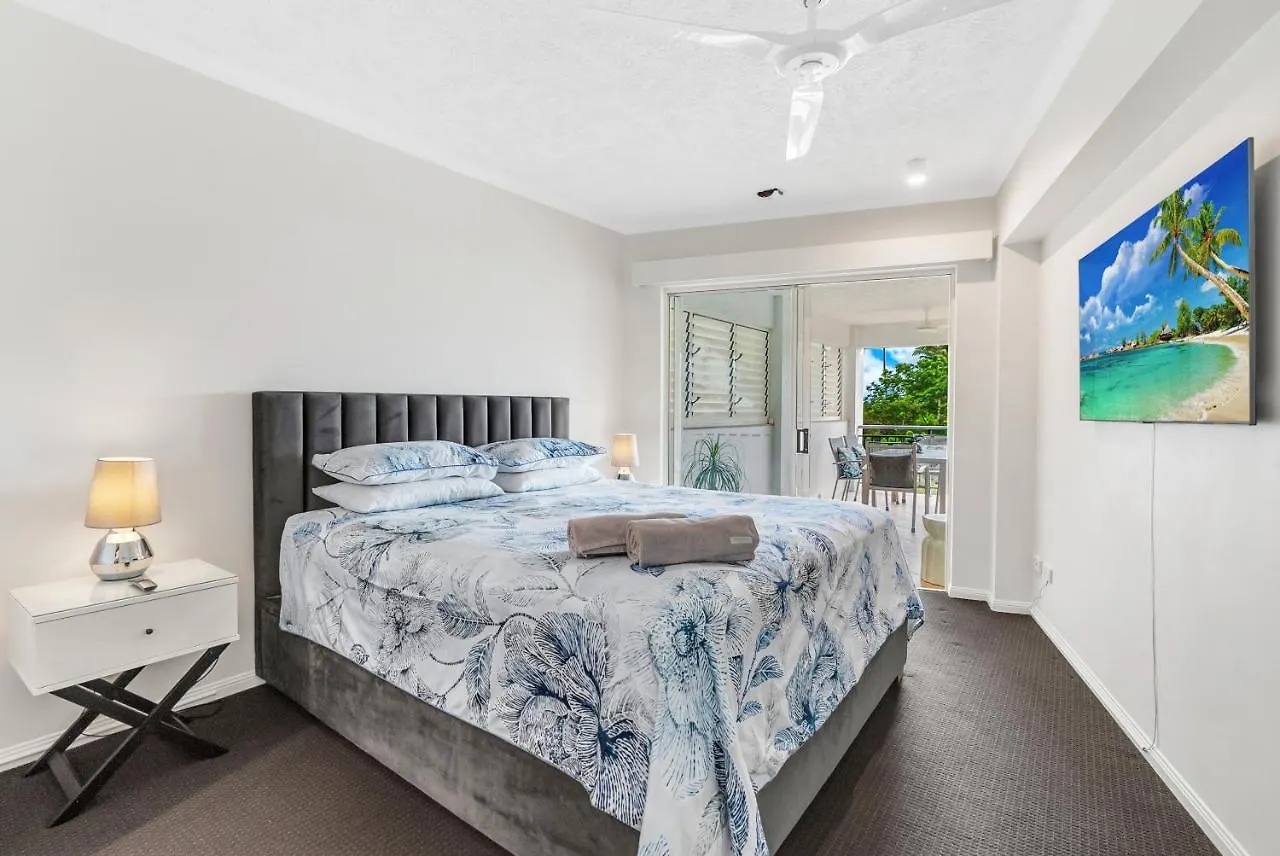 Cairns Waterfront Condo - 5 Minutes From Airport 0*,